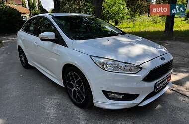 Седан Ford Focus 2016 в 