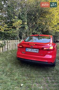 Седан Ford Focus 2017 в 