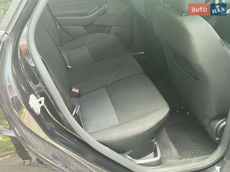 Хэтчбек Ford Focus 2015 в Киеве