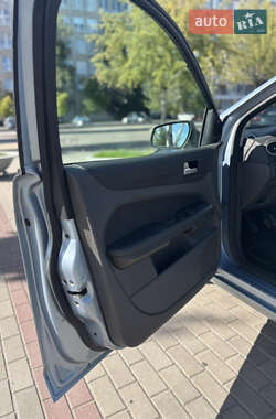 Универсал Ford Focus 2005 в 