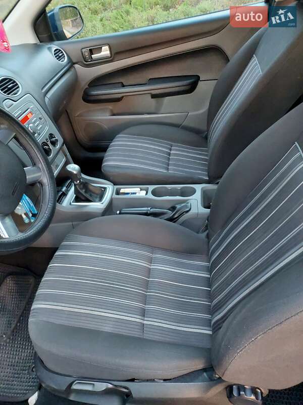 Хэтчбек Ford Focus 2008 в Черкассах
