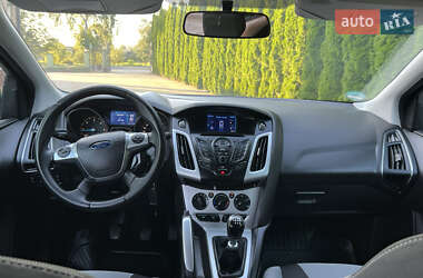 Универсал Ford Focus 2012 в 
