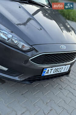 Седан Ford Focus 2017 в 