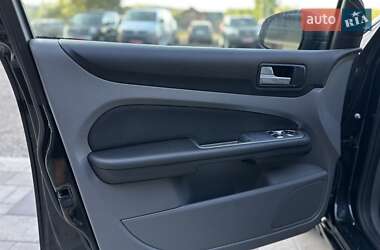 Универсал Ford Focus 2010 в 