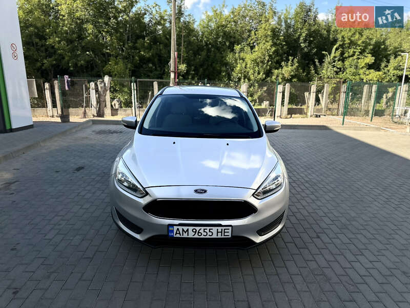 Хэтчбек Ford Focus 2015 в Житомире