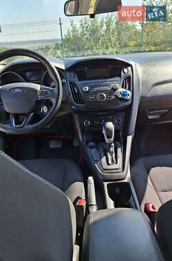 Хэтчбек Ford Focus 2018 в 
