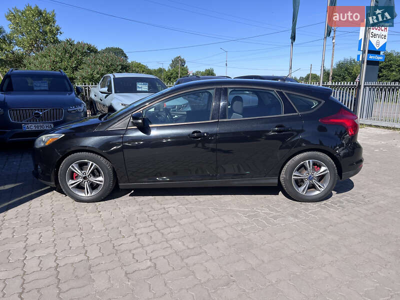 Хэтчбек Ford Focus 2014 в Нововолынске