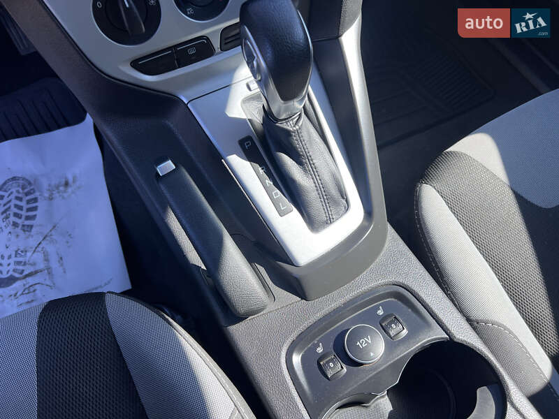 Хэтчбек Ford Focus 2014 в Нововолынске
