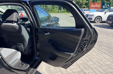 Хэтчбек Ford Focus 2014 в 