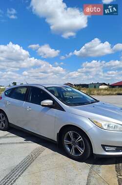 Хэтчбек Ford Focus 2015 в 