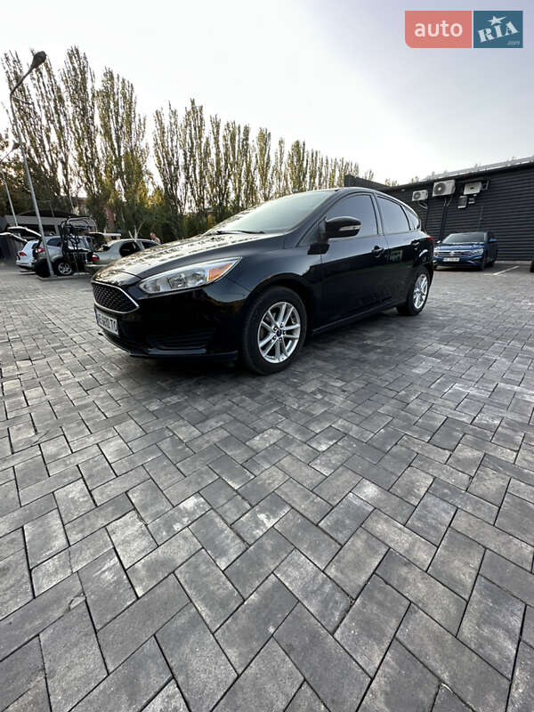Хэтчбек Ford Focus 2015 в Кривом Роге