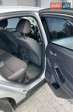 Седан Ford Focus 2012 в 
