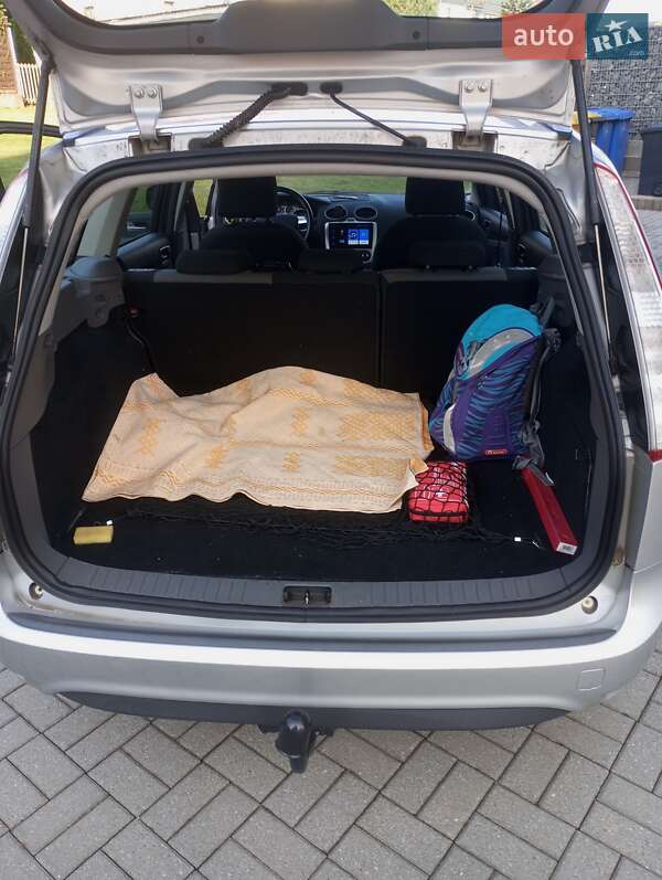 Универсал Ford Focus 2010 в Киеве фото 10 Универсал Ford Focus 2010 в Киеве