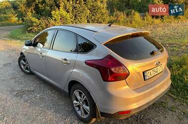 Хэтчбек Ford Focus 2013 в 