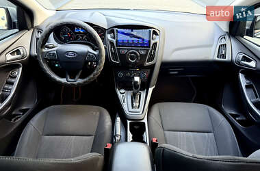 Хэтчбек Ford Focus 2014 в 