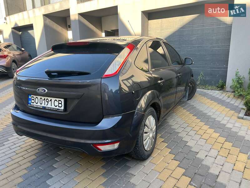 Хэтчбек Ford Focus 2011 в Тернополе