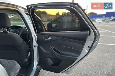 Седан Ford Focus 2016 в 