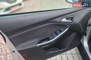Универсал Ford Focus 2013 в 