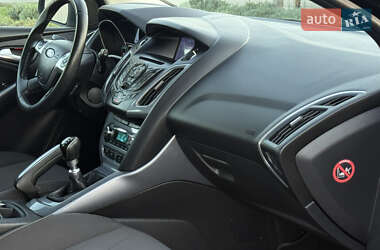 Универсал Ford Focus 2012 в 