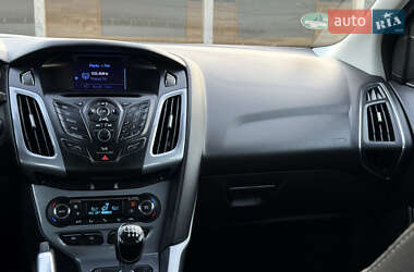 Универсал Ford Focus 2012 в 