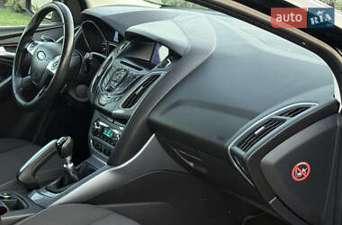 Универсал Ford Focus 2012 в 