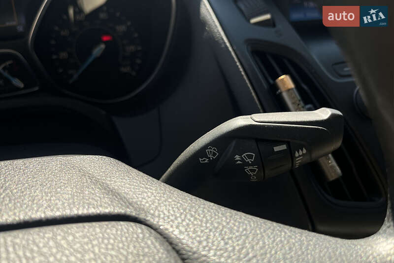 Седан Ford Focus 2015 в Мукачево