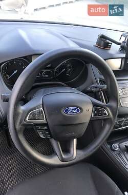 Седан Ford Focus 2015 в 