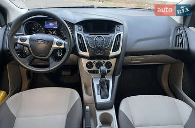Седан Ford Focus 2013 в 