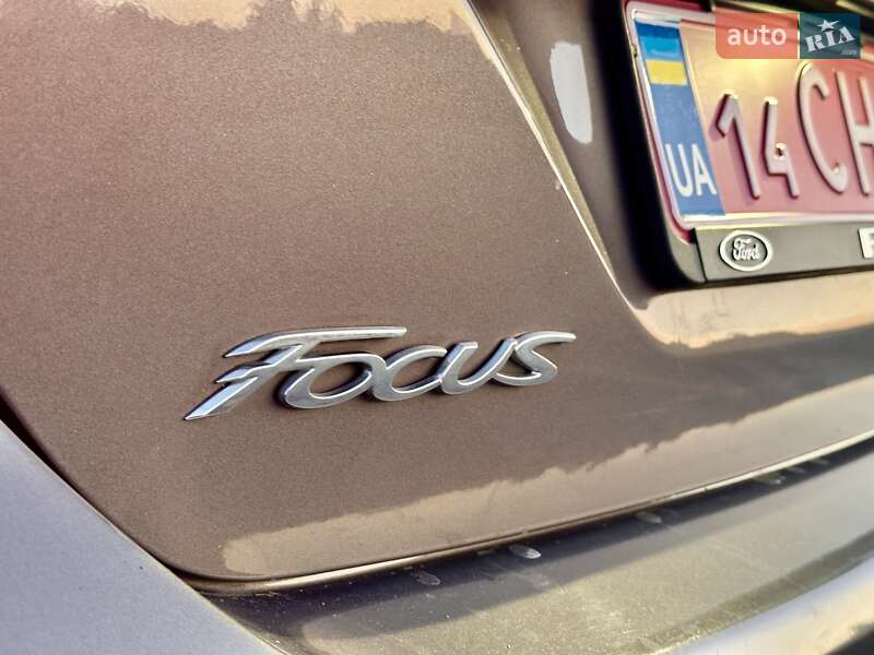 Хэтчбек Ford Focus 2012 в Стрые