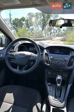 Хэтчбек Ford Focus 2017 в 