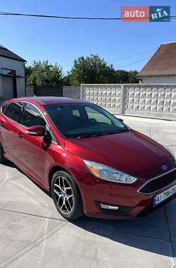 Хэтчбек Ford Focus 2015 в 