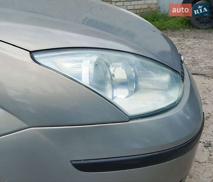 Седан Ford Focus 2004 в Харькове
