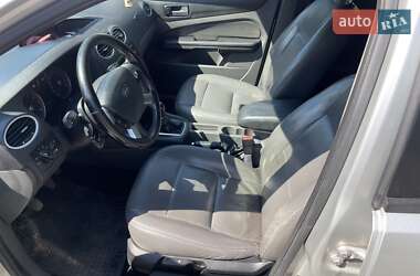 Хэтчбек Ford Focus 2006 в 