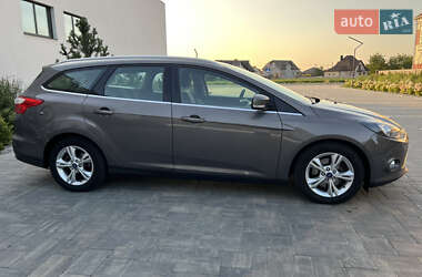 Универсал Ford Focus 2012 в 