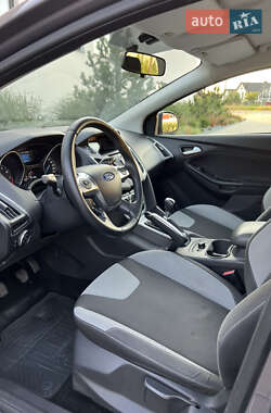 Универсал Ford Focus 2012 в 