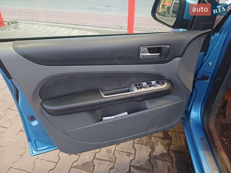 Универсал Ford Focus 2008 в Луцке