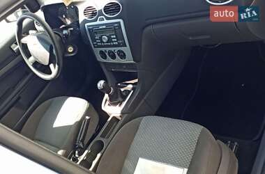 Хэтчбек Ford Focus 2006 в 