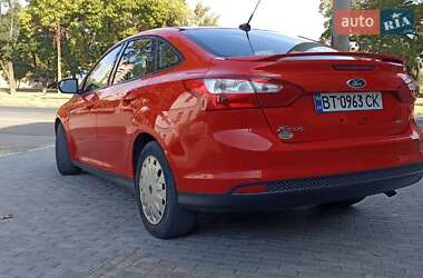 Седан Ford Focus 2011 в 