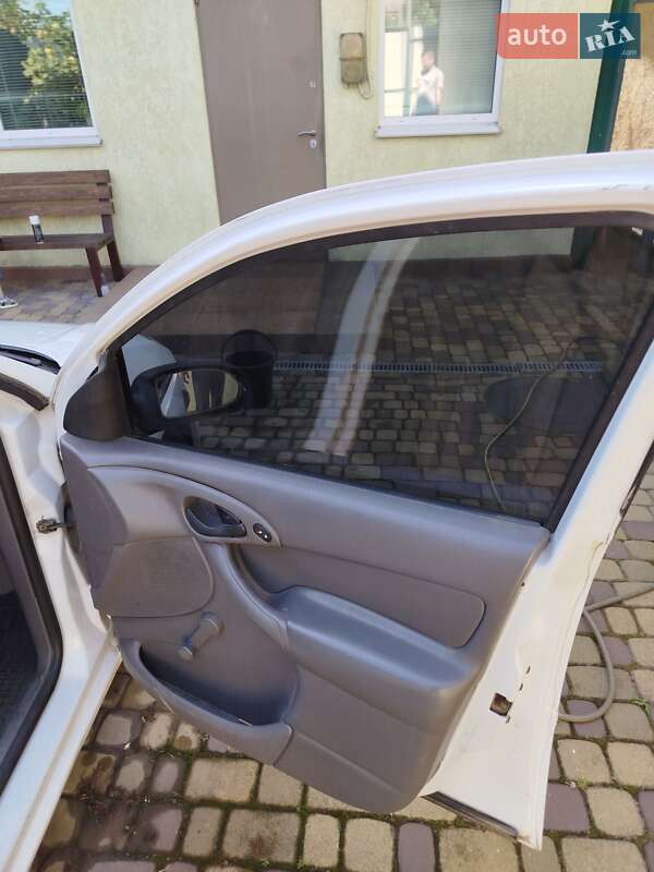 Универсал Ford Focus 2000 в Виннице