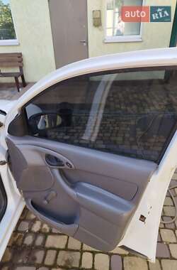 Универсал Ford Focus 2000 в 