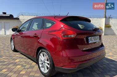 Хэтчбек Ford Focus 2016 в 