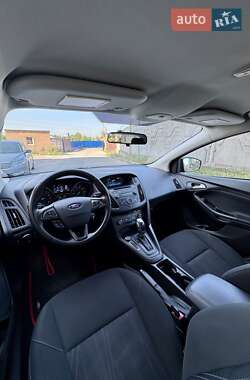 Хэтчбек Ford Focus 2016 в 