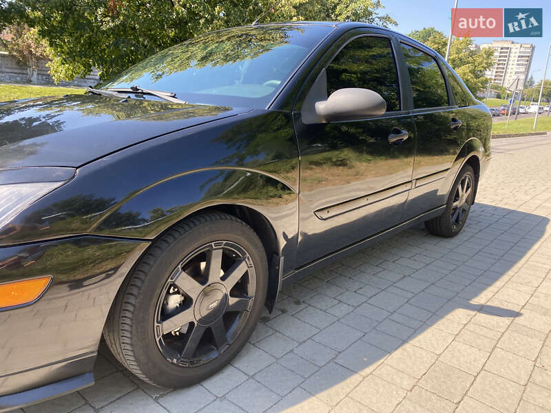 Седан Ford Focus 2000 в Львове