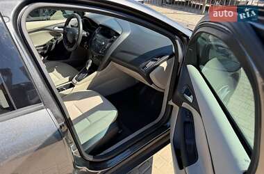 Седан Ford Focus 2018 в 