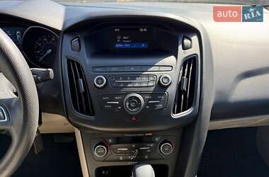 Седан Ford Focus 2018 в 