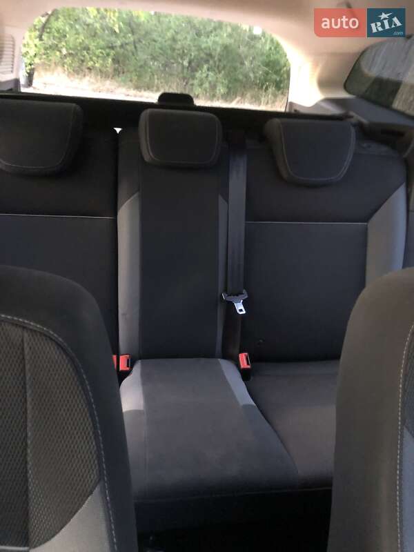 Универсал Ford Focus 2013 в Днепре