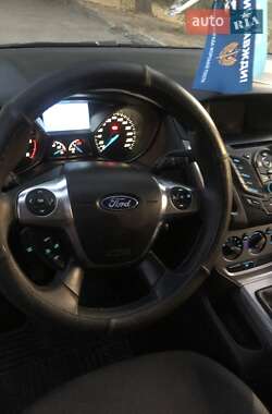 Универсал Ford Focus 2013 в 