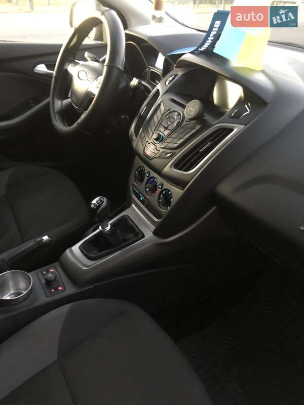 Универсал Ford Focus 2013 в Днепре