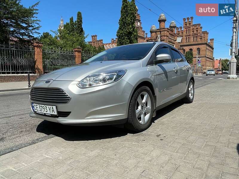 Хэтчбек Ford Focus 2018 в Черновцах