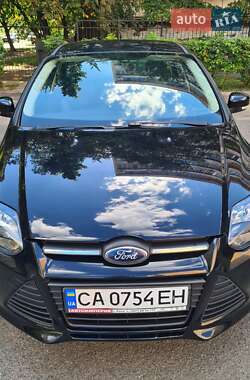 Седан Ford Focus 2012 в 
